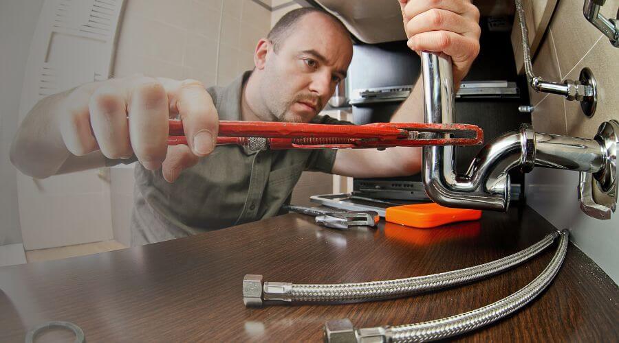 Local annual plumbing maintenance in Great Lakes, IL